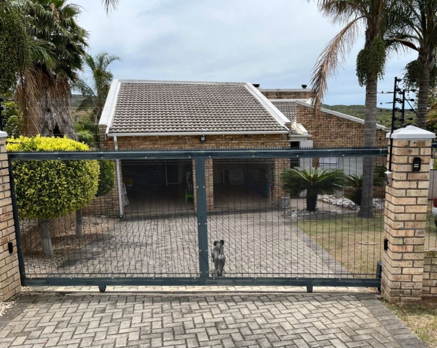 3 Bedroom Property for Sale in Vanes Estate Eastern Cape